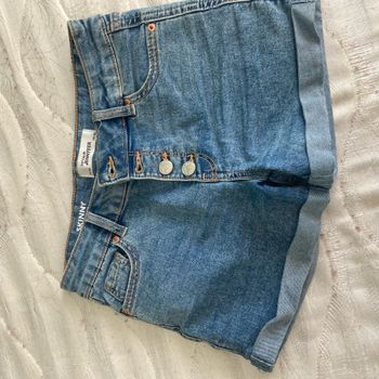 Short Jennyfer