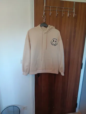 Sweat capuche beige