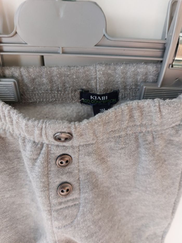 Pantalon jogging Kiabi 3 mois - photo numéro 2