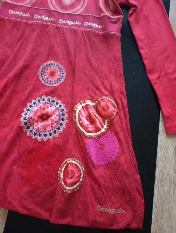 Robe desigual rouge 11 ans - photo numéro 3
