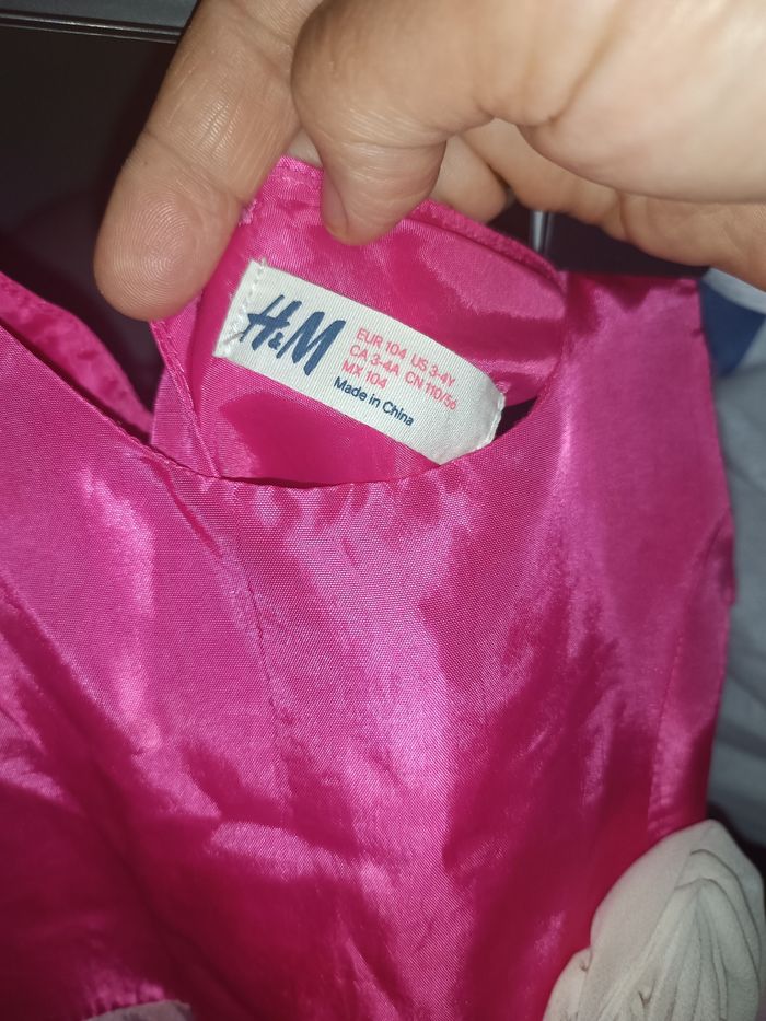 Robe pour événement rose fushia - photo numéro 2