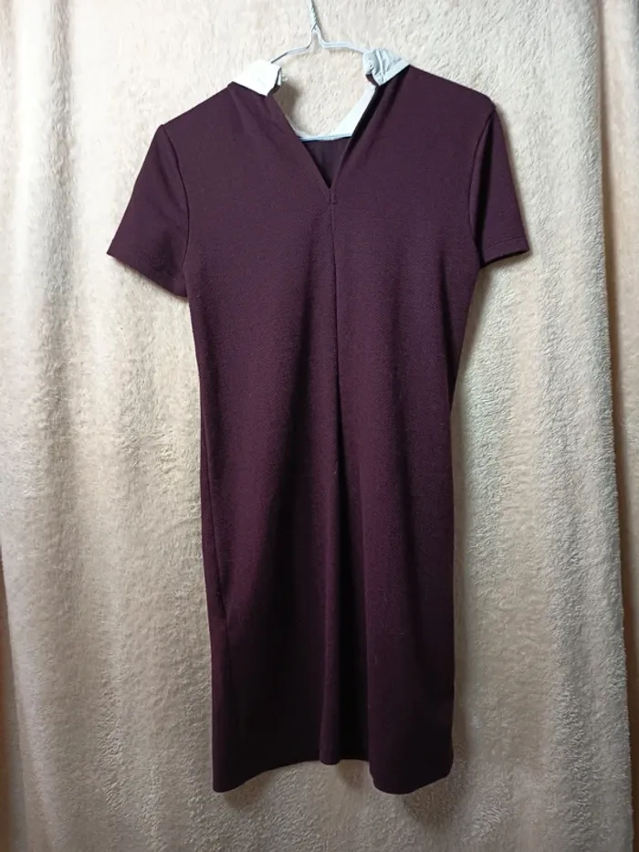 Robe manches courtes. Marque Stradivarius (A332) - photo numéro 3