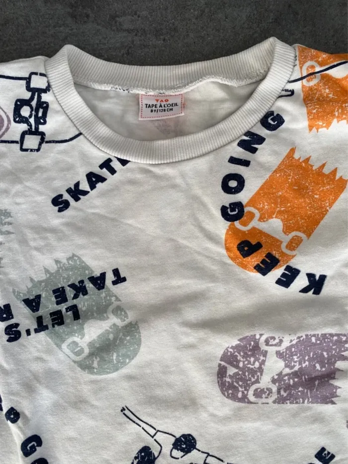 TEE shirt sweat skate TAO 8 ans - photo numéro 2