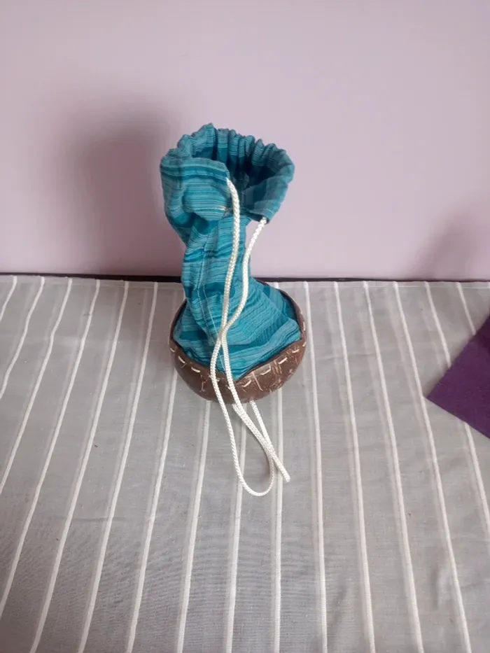 Magnifique Sac original en noix de coco - photo numéro 2