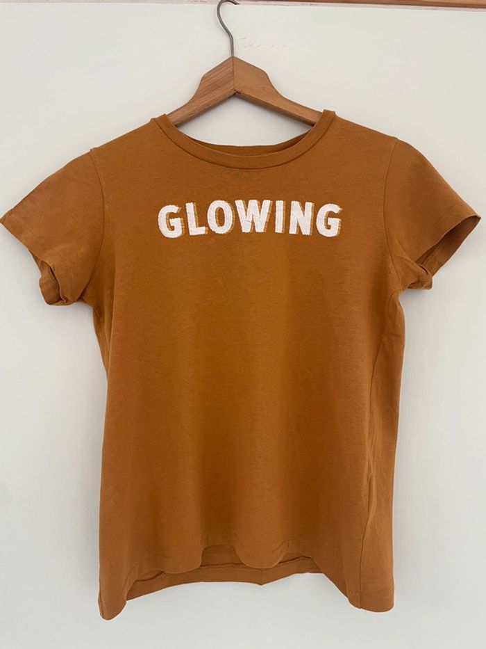 T-shirt glowing