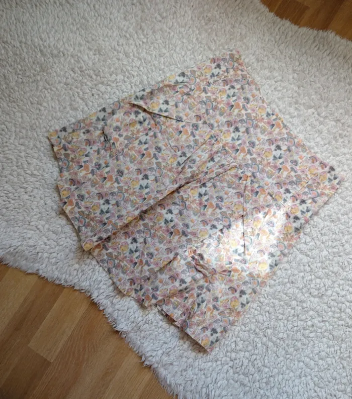 Jupe courte taille haute blanche imprimé champignon couleurs pastels romantique Cotélac Taille 38 - photo numéro 5