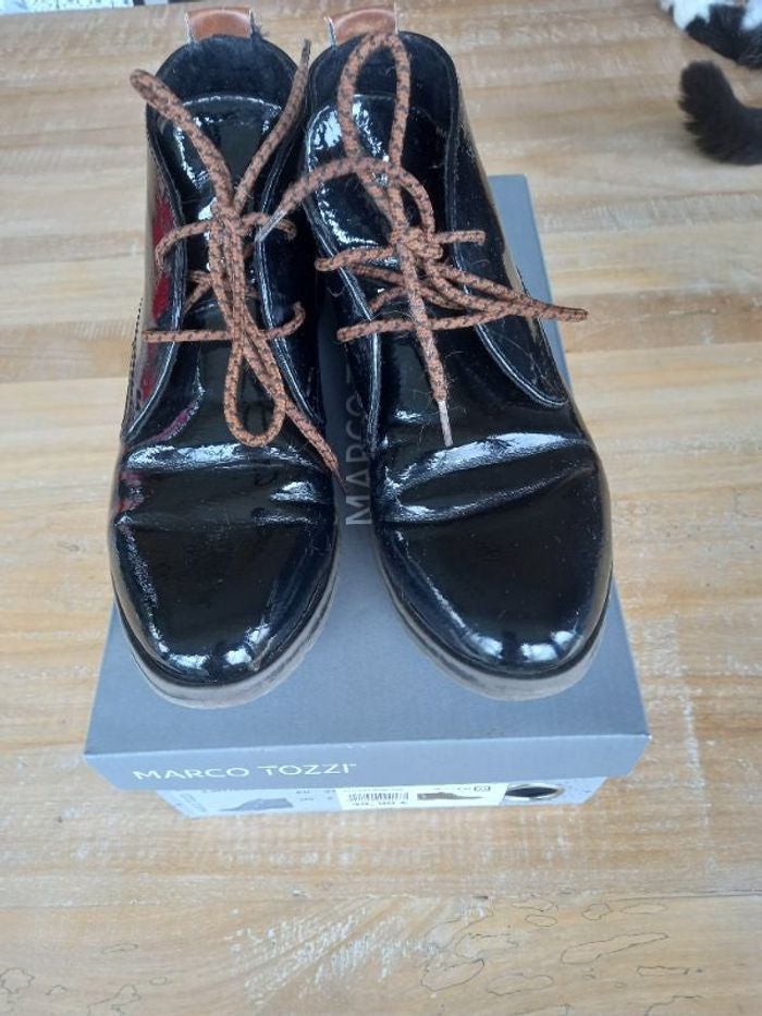 Chaussures vernis Marco Tozzi