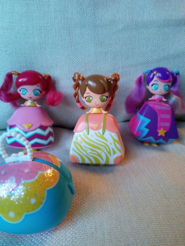 Lot de 4 petites poupées transformables en sac à main - photo numéro 3