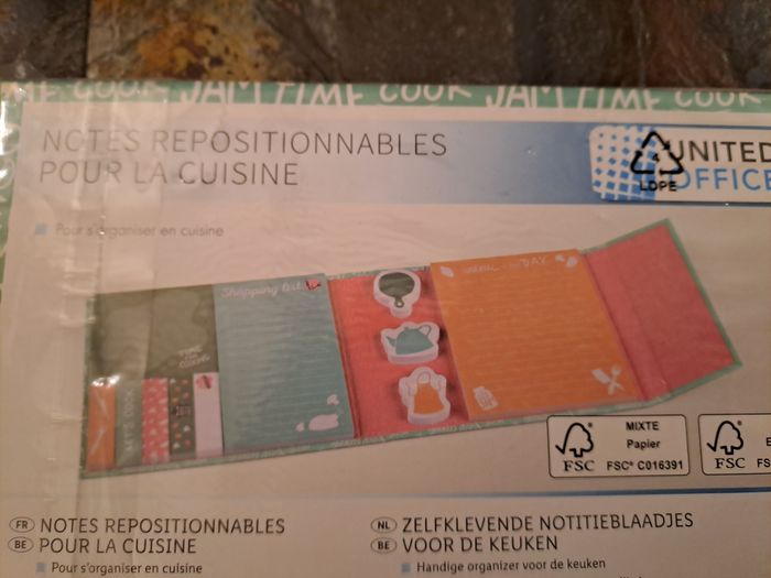 Lot blocs repositionnables cuisine