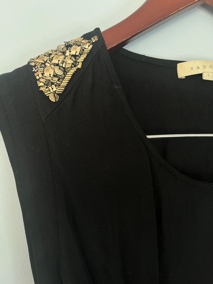 Robe sans manches noire Sandro taille 1 – Ceinture & épaules décorées - photo numéro 2