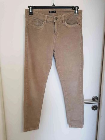 Pantalon style velour taille 40