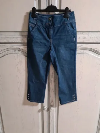 Pantacourt   taille 38 breal
