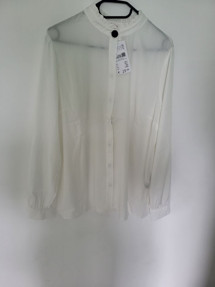 Magnifique blouse/chemisier neuf