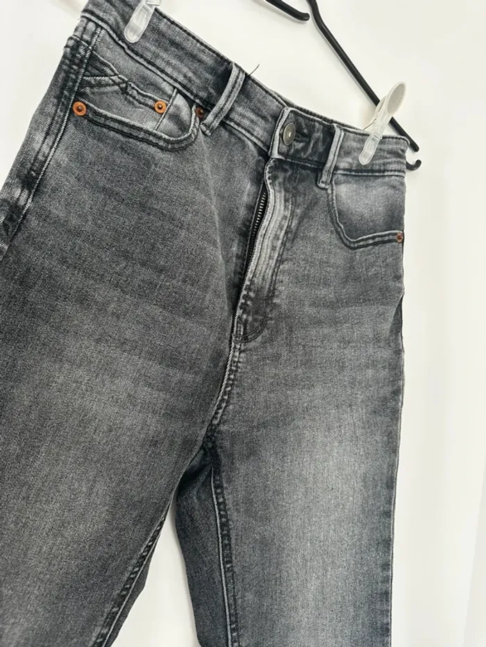 Jean skinny gris foncé – Stradivarius - Taille 36 – Coupe super high waist - photo numéro 4