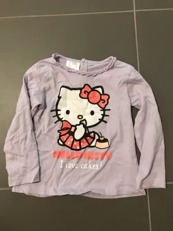 T shirt hello kitty 24 mois neuf