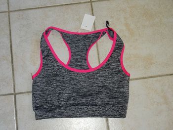 brassière sport neuve