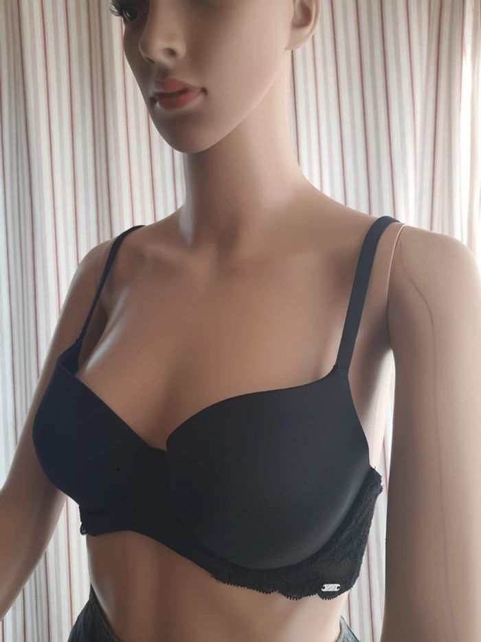 Soutiens-gorge noir Hunkemöller fr85D eu70D - photo numéro 5