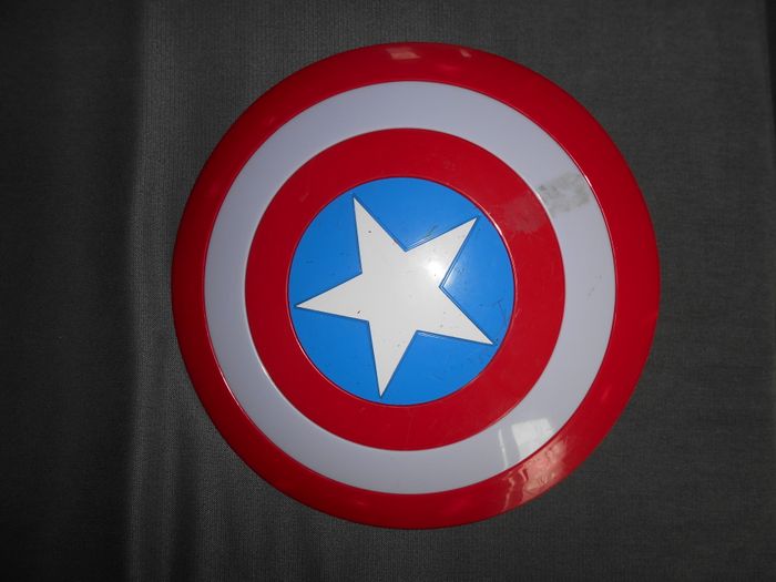 Bouclier Captain America (Euro Disney)