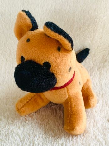 Petit peluche chien marron