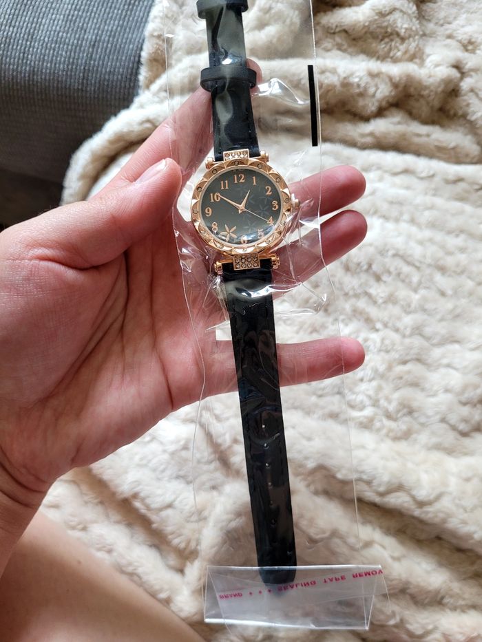 Montre quartz femme - photo numéro 4