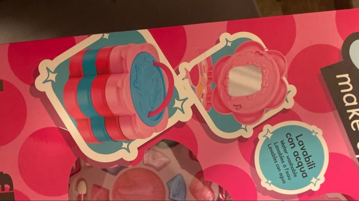 Palette maquillage - photo numéro 3