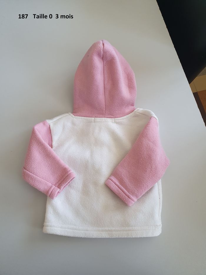 Veste blanche et rose Taille 0 3 mois - photo numéro 3