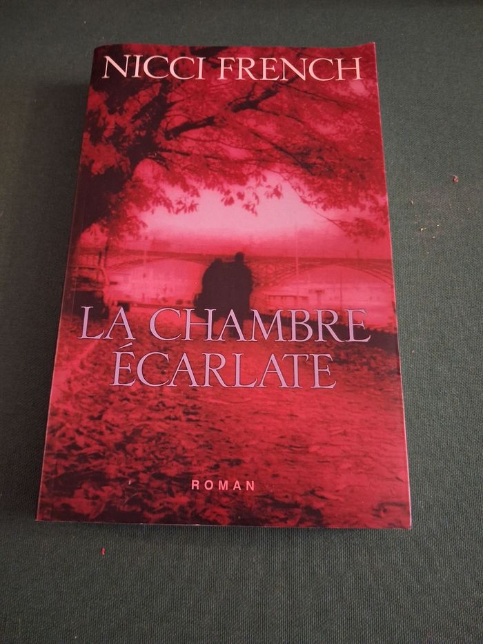 La chambre écarlate