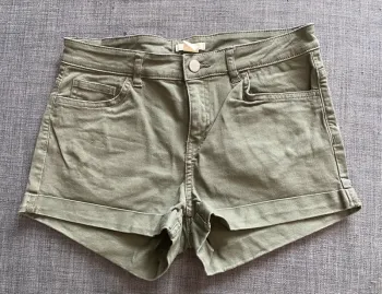 Short kaki taille 36