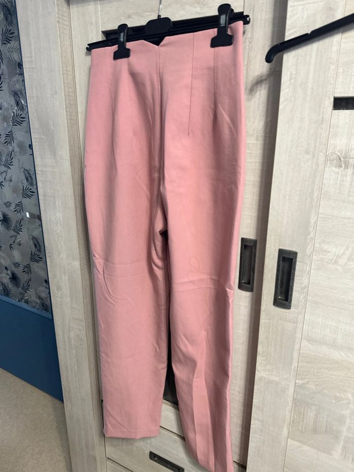 Pantalon Zara rose taille XS - photo numéro 2