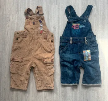 2 salopettes 12 Mois