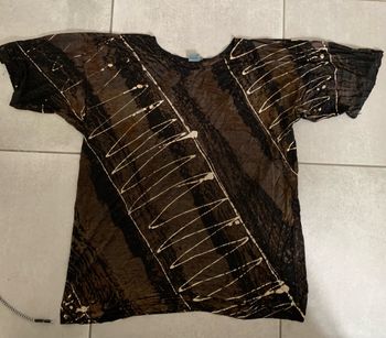Te shirt très léger taille 44