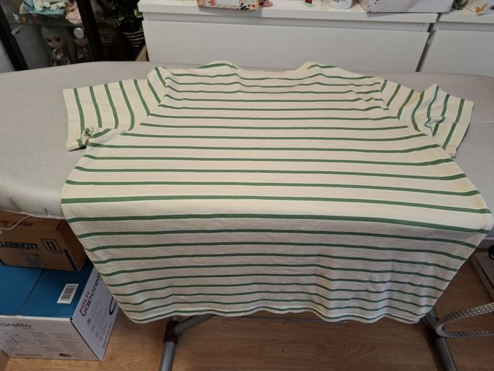 Joli tee-shirt homme Levi's XL rayé crème/vert très bon état - photo numéro 6