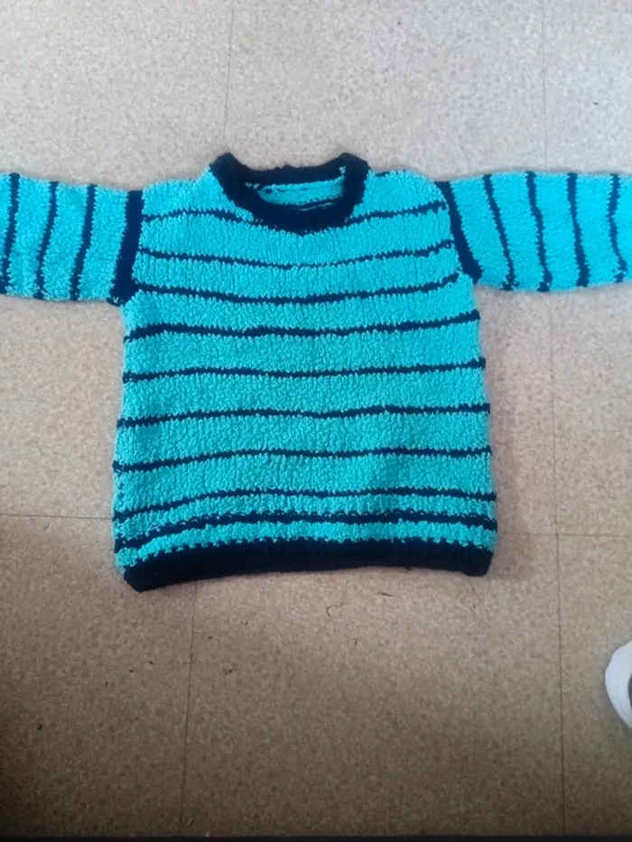 Un pull 8 ans