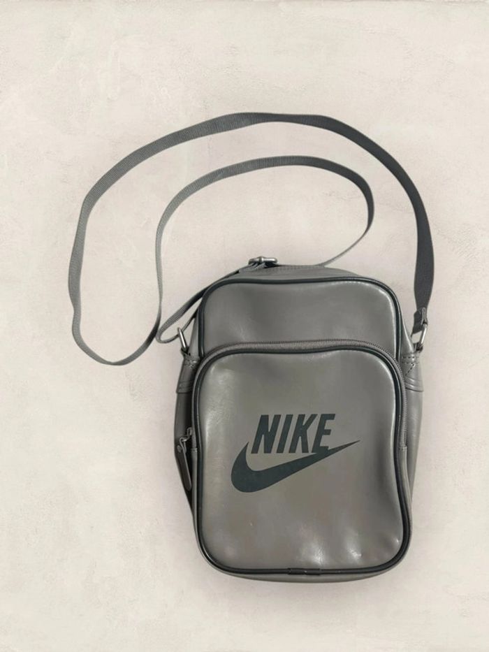 Sacoche Nike vintage, gris (880)