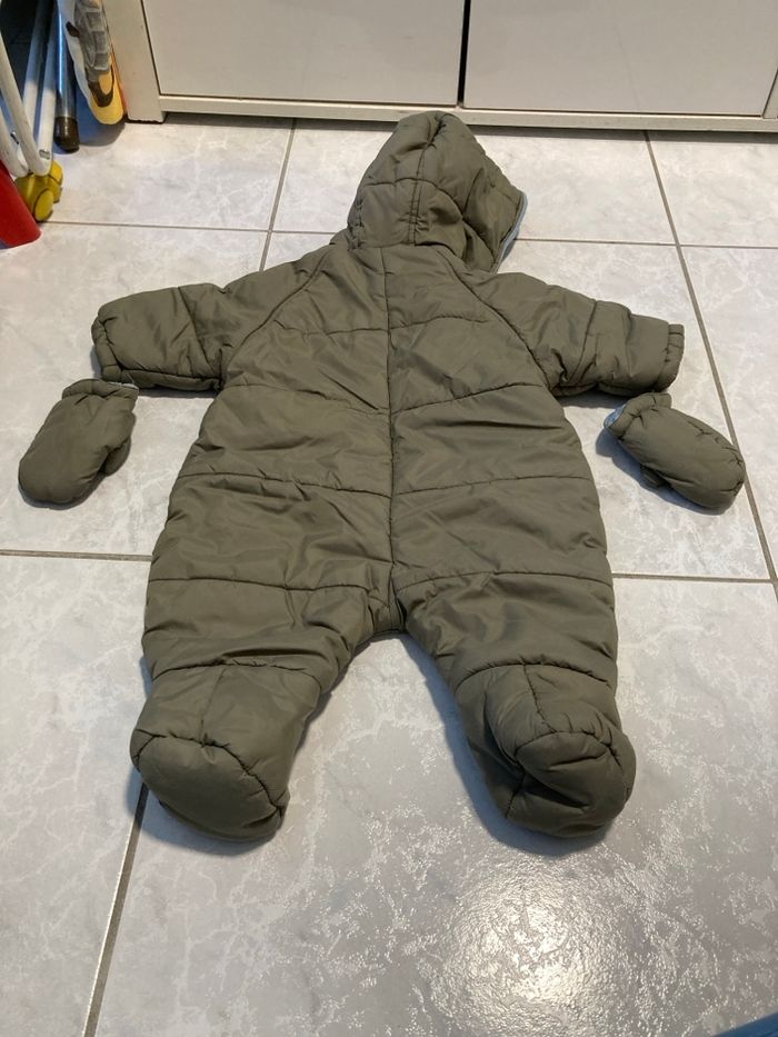 Combinaison taille 6 mois - photo numéro 4
