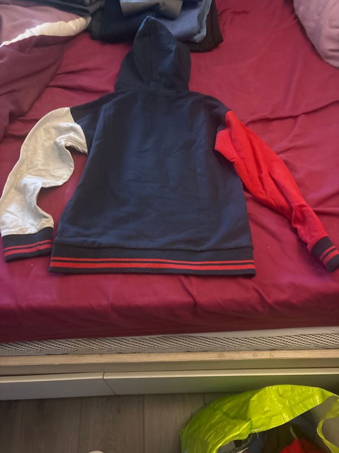 Pull sweat - photo numéro 3