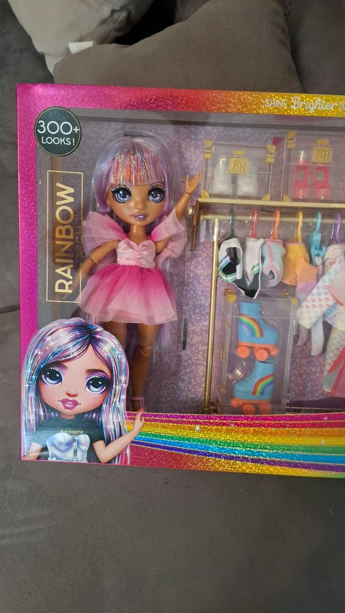 Coffret rainbowhigh - photo numéro 3
