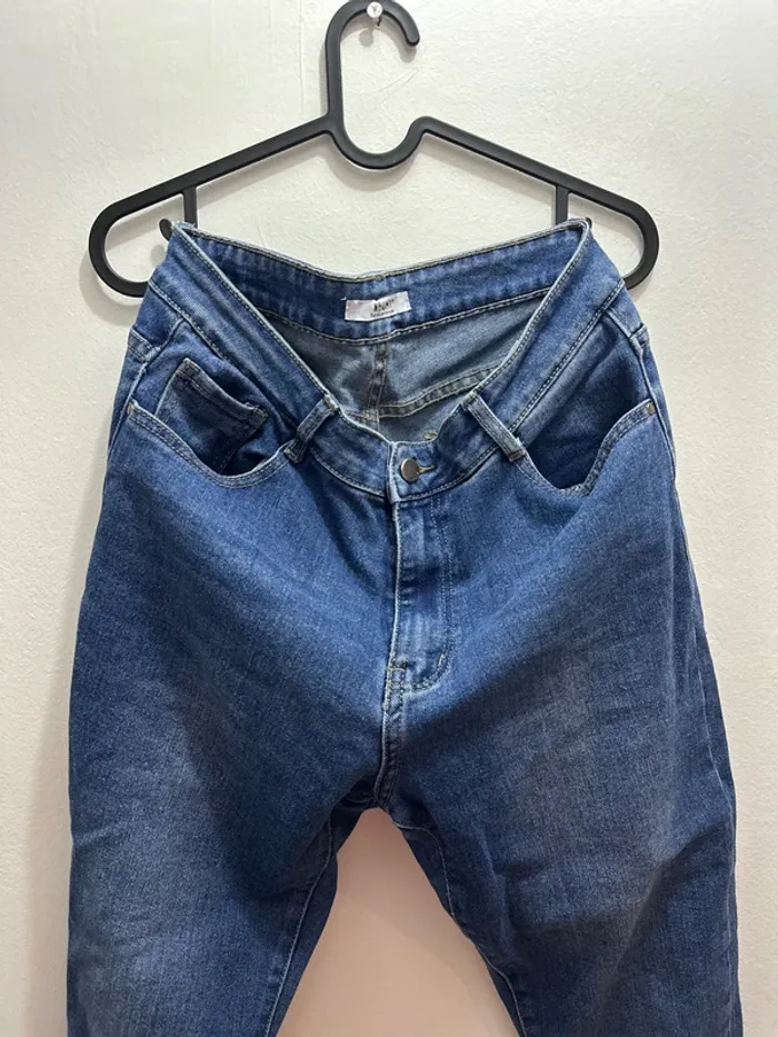 Jeans bleu - photo numéro 2