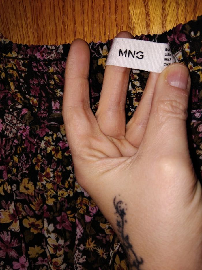 Blouse en voile épaules dénudées - photo numéro 3