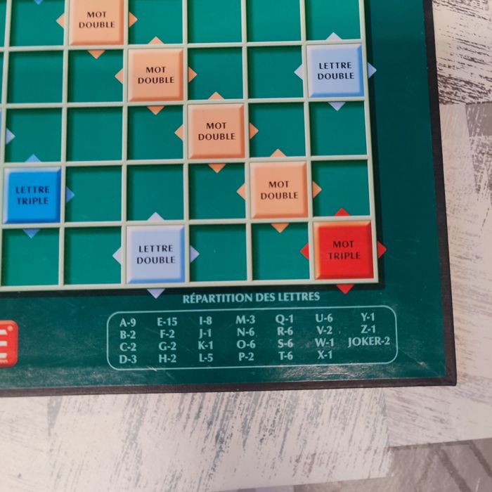 Scrabble classique des 10 ans 2 a 4 joueurs Mattel complet - photo numéro 4
