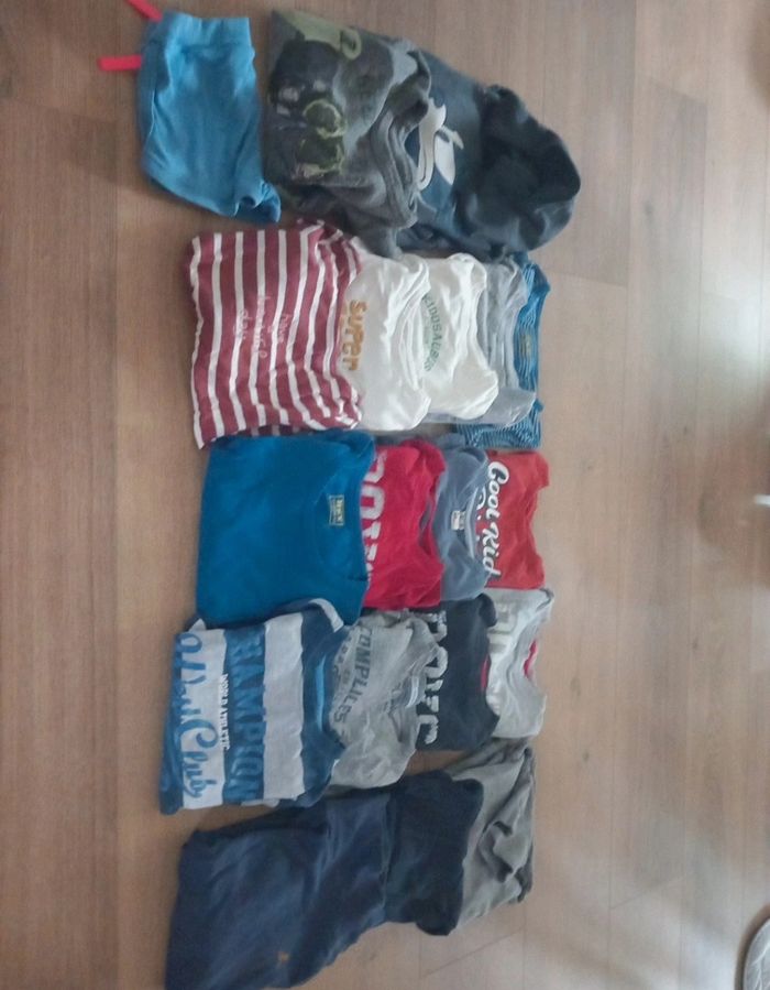 Lot vêtements garçon 4 ans