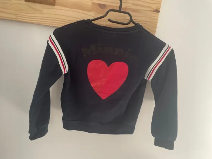 Très joli pull chaud Minnie 8 ans - photo numéro 3