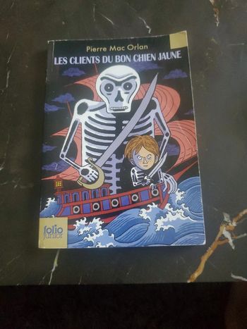 Les clients du bon chien jaune