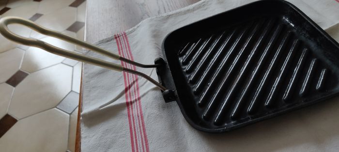 Grill en fonte - photo numéro 2
