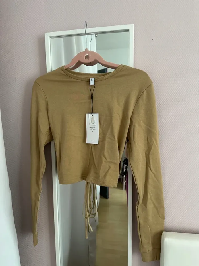 Top camel dos, nu ONLY