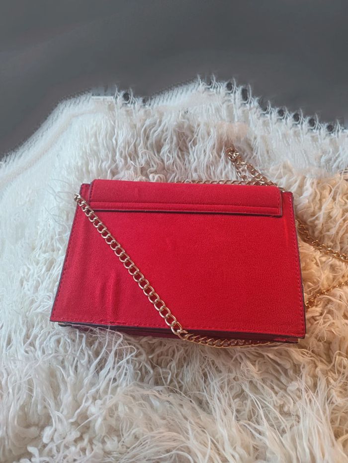 Pochette bicolore fuchsia et rouge New Look - photo numéro 4