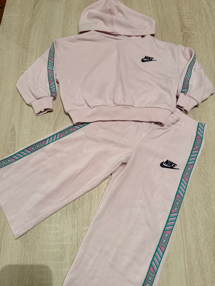 Ensemble de survêtements Nike