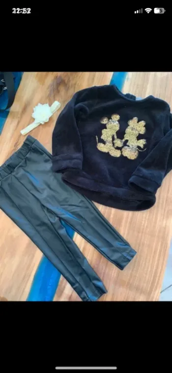 Ensemble 3 pièces avec pull Disney Minnie et legging simili taille 3 ans