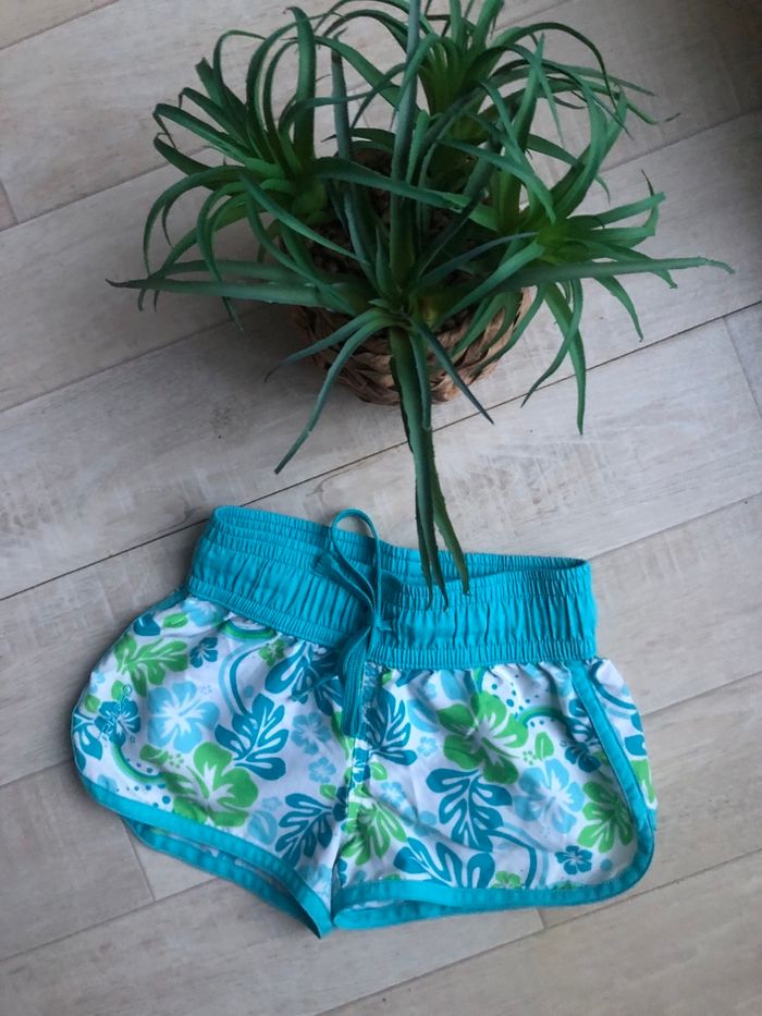 Short turquoise et vert fille Tribord