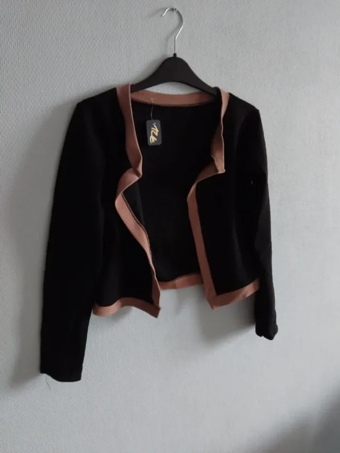 Boléro taille S/M - photo numéro 2